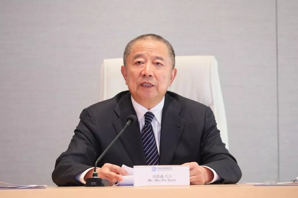 筑友智造科技控股股東、建業(yè)集團(tuán)董事長(zhǎng)胡葆森在發(fā)布會(huì)上致辭2.webp.jpg